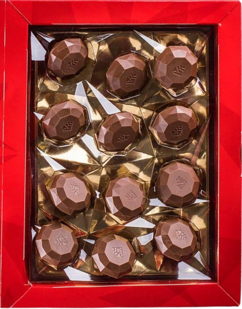 Praliny z mlecznej czekolady z płynnym nadzieniem orzechowym Bez Cukru 132 g RED Chocolette