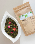 Herbata zielona Sencha Truskawki w Szampanie 50 g - rodzynki róża pączki lawenda